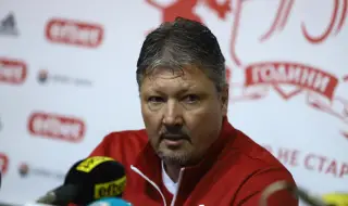 Излязоха подробности около състоянието на Любо Пенев