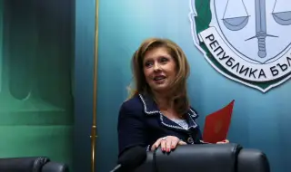 Прокурорската колегия на ВСС отложи извънредната точка за отстраняването на Емилия Русинова 