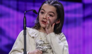Дете, което търси своята полова идентичност, спечели наградата за актьорство на "Берлинале"