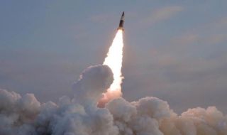 Изстреляна от Украйна ракета е свалена над Крим