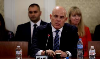 Иван Гешев контраатакува: Оспори пред Конституционния съд промените в Закона за съдебната власт