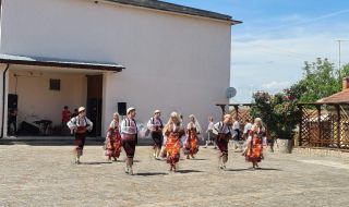 Фестивалът „Етноритми без граници“ с концерт и изложба в Ново село на 7 април