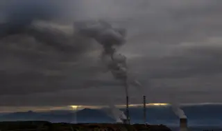 Инцидент в ТЕЦ в Южна Корея: Седем души изчезнаха под развалините
