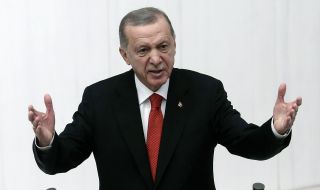 Ердоган бе преизбран за лидер на партията си