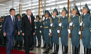 Анкара търси съюзници срещу ФЕТО (СНИМКИ)