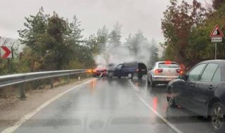 Катастрофа затвори пътя между Велико Търново и Горна Оряховица
