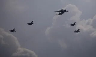 Алжирски военнотранспортни самолети летят до Русия през въздушното пространство на Полша