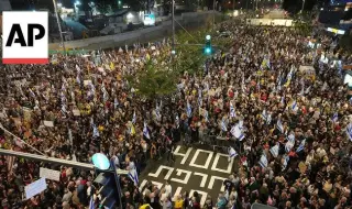 Огромен митинг в Тел Авив настоя кабинетът да сключи споразумение за освобождаването на заложниците 