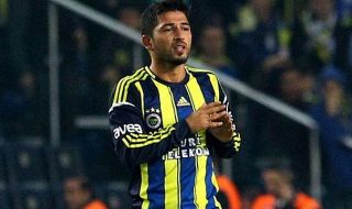 Популярен турски футболист е заподозрян в убийство. Издирват го