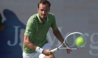 Даниил Медведев с класиране на полуфиналите в Дубай за по-малко от час