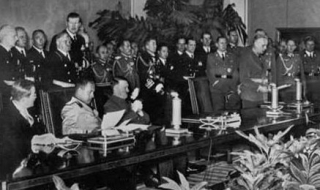 На днешният ден е подписан Тристранният пакт