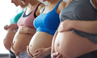 Четири сестри забременяха по едно и също време