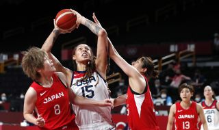 Женският баскетболен тим на САЩ триумфира в Токио