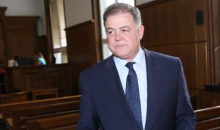 Окончателно: Оправдаха бившия министър на отбраната Николай Ненчев