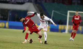 Сериозен интерес от Апенините към български футболисти