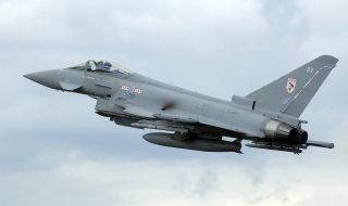 Лондон праща изтребители Typhoon в Полша