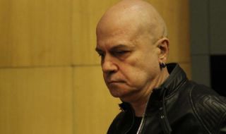 Слави Трифонов: Борисов пак лъже, милионите ги няма за нищо