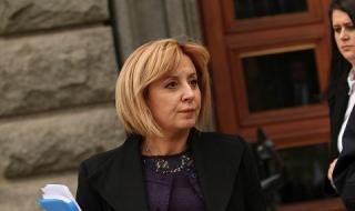 Мая Манолова разкритикува Народното събрание за извънредното положение