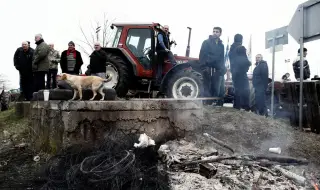 Гръцките фермери готвят блокада на всички гранични пунктове