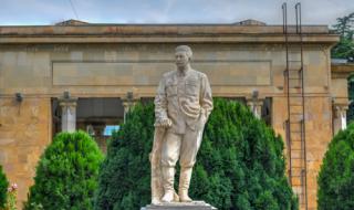 Откриха паметник на Сталин в Новосибирск