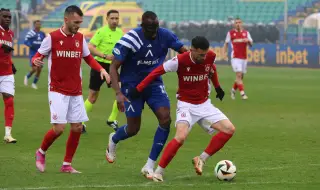 Повериха Левски - ЦСКА на опитен съдия