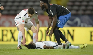 Футболист на Динамо почина, след като колабира на терена