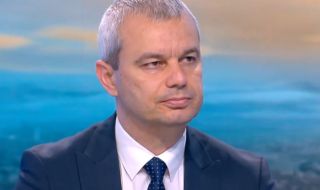 Костадинов: Имаше натиск хората да бъдат принуждавани да гласуват с хартия