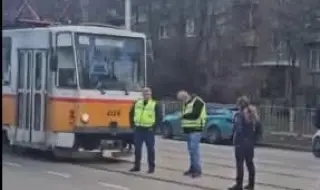 Ватман почина в движение в София