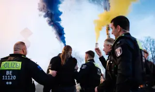 Млади украинци в Германия: защо напускат Украйна