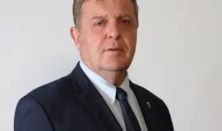 Красимир Каракачанов за 10 ноември: Червената номенклатура излъга надеждите на българите