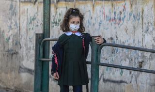 Победа над вируса! Израел премахва маските на открито