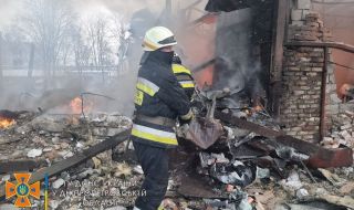 Руската армия е бомбардирала детска градина в Днипро
