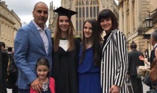 Дъщерята на Цветанов преподава в Колумбийския университет