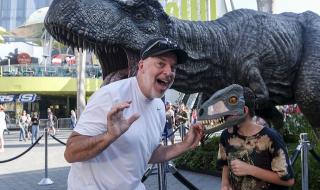 Всички обичат динозаври (ВИДЕО)