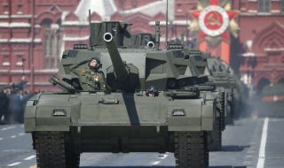 Британското разузнаване: Руските танкове "Армата" не са боеспособни