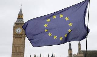 Лондон представи &quot;Бяла книга&quot; за излизането от ЕС