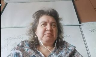 Доц. Киселова: В кампанията вероятно ще има и удари под кръста
