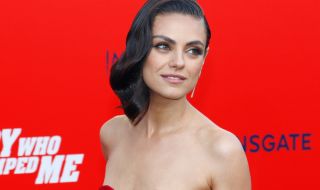 Мила Кунис разкри интимни подробности от живота си с Аштън Къчър