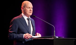 Шолц поиска регистър за щетите от войната в Украйна