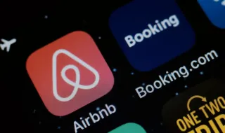 Airbnb ограничава отговорностите на гостите при напускане