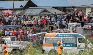 Самолет с 19 души на борда се е разбил при излитане от международното летище в непалската столица