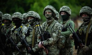 Украински бойци: "На практика сме обезоръжени"