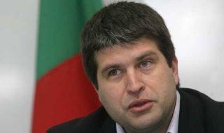Дългогодишният говорител на НАП Росен Бъчваров напуска