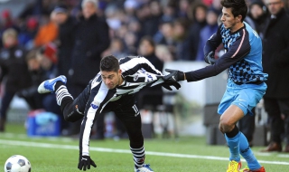 Манолев и ПСВ заедно до 2014 година