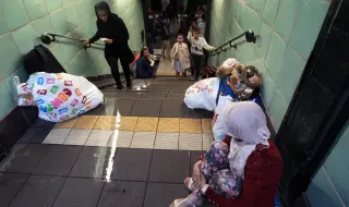 Молбите за убежище в Германия намаляха с над една трета за година