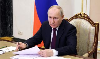 Путин: Ситуацията на световния петролен пазар е "абсолютно стабилна"