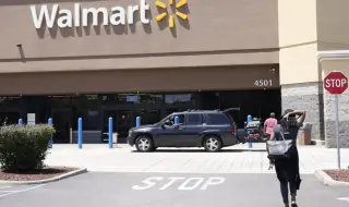 Тръмп критикува Walmart за покачващите се цени поради митата
