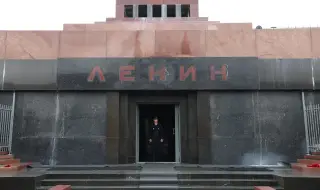 21 януари 1924 г. Умира Ленин