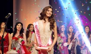 Казанлък избра своята нова “Царица роза 2022” (ВИДЕО)