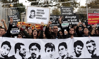 Вицепремиерът на Турция подаде оставка след скандал с Ердоган